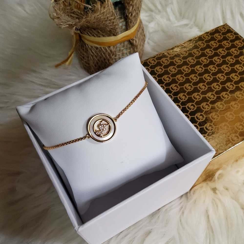 MK Bracelet - Picture 5 of 17